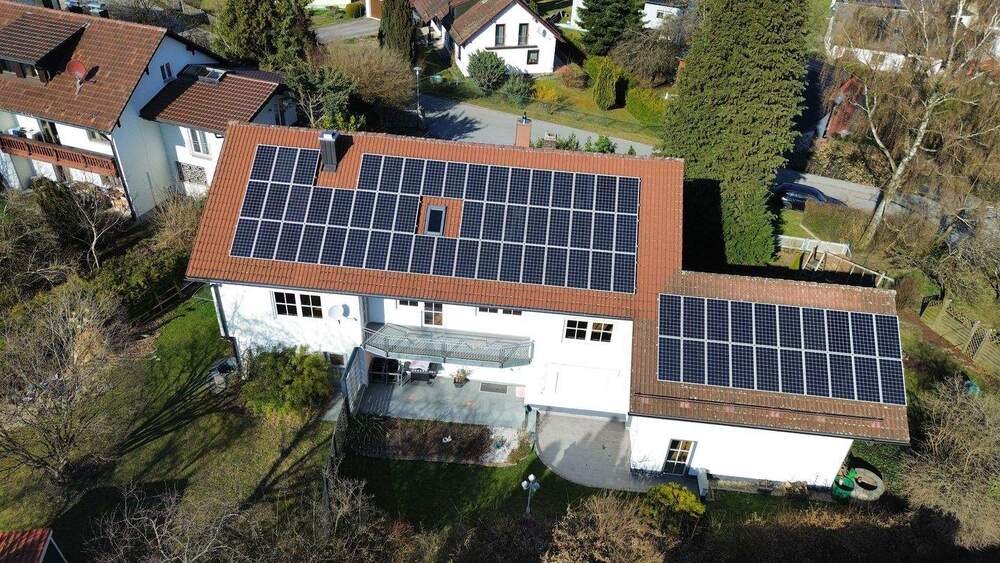 Mehrfamilienhaus, Wohnhaus Neukirchen vorm Wald Neukirchen - 9 Zimmer, 289 m&sup2;, 469.000&euro; | Angebot:25879167