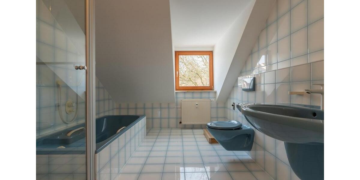 Dachgeschoßwohnung Passau Maierhof - 2 Zimmer, 76 m&sup2;, 800&euro; | Angebot:25840105