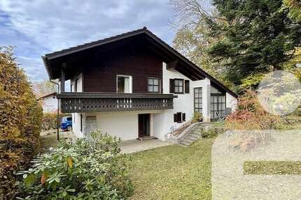 Haus Freyung - 7 Zimmer, 144 m&sup2;, 299.000&euro; | Angebot:25199084
