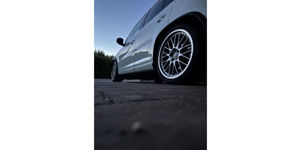 VW Tiguan 127.000 km 14.000 &euro; Vilshofen an der Donau 94474