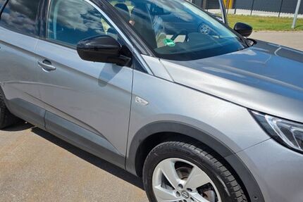 Opel Grandland (X) 92.300 km 10.400 &euro; Witzmannsberg 94104