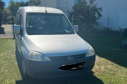 Opel Combo 173.000 km 1.950 &euro; Egglham 84385