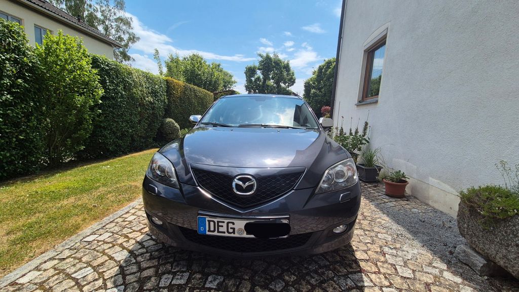 Mazda 3 144.718 km 2.200 &euro; Schöllnach 94508