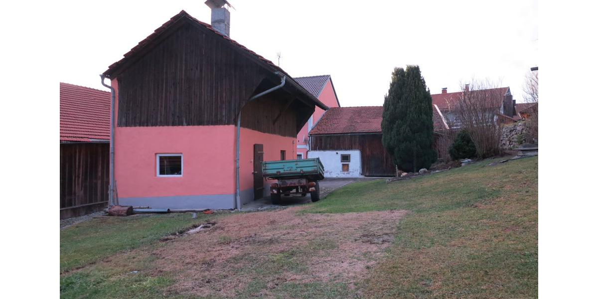 Etagenwohnung Röhrnbach - 5 Zimmer, 150 m&sup2;, 700&euro; | Angebot:25887716