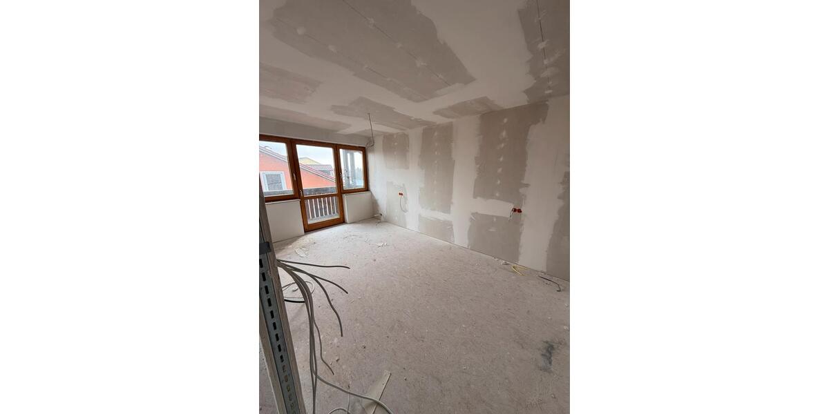 Dachgeschoßwohnung Bad Griesbach im Rottal - 2.5 Zimmer, 120 m&sup2;, 1.000&euro; | Angebot:26035501