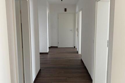 Wohnung Schöllnach - 5 Zimmer, 110 m&sup2;, 798&euro; | Angebot:25049234