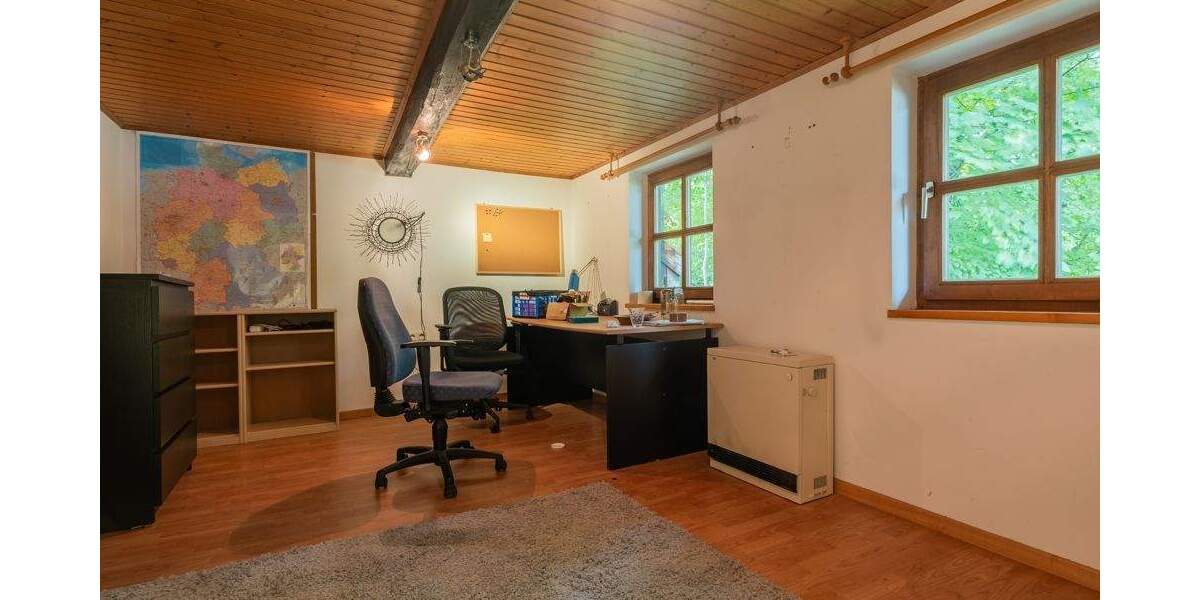 Einfamilienhaus Ortenburg - 6 Zimmer, 180 m&sup2;, 285.000&euro; | Angebot:25708679