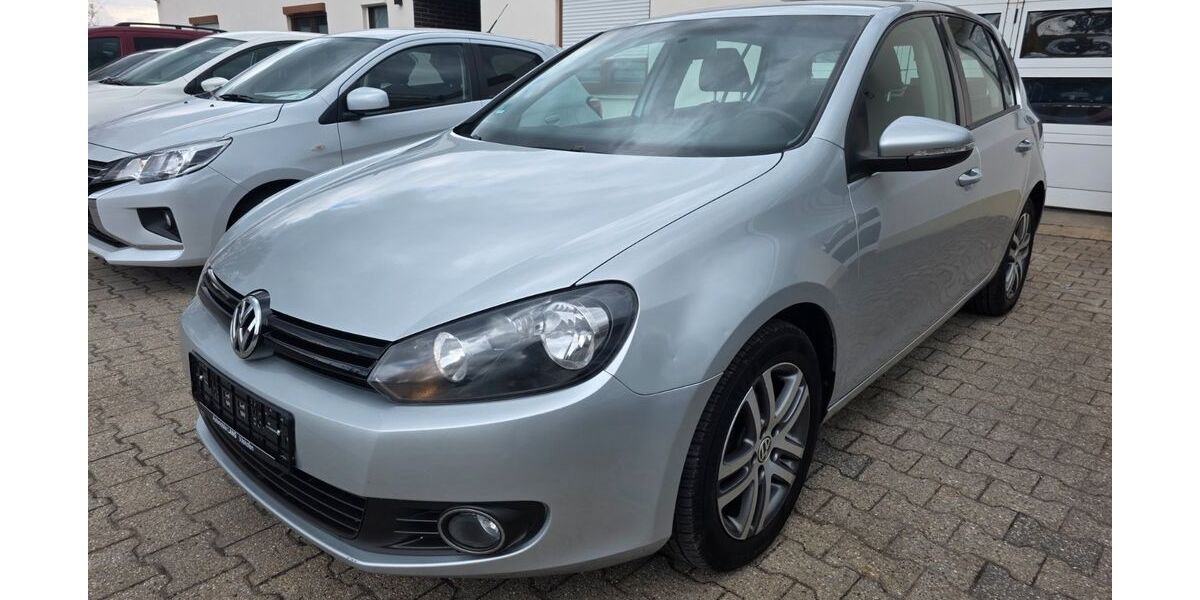 VW Golf 164.000 km 4.699 &euro; Vilshofen an der Donau 94474