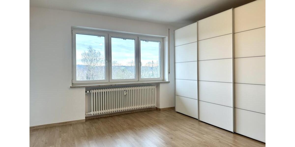 Dachgeschoßwohnung Passau Maierhof - 4 Zimmer, 85 m&sup2;, 850&euro; | Angebot:25652547