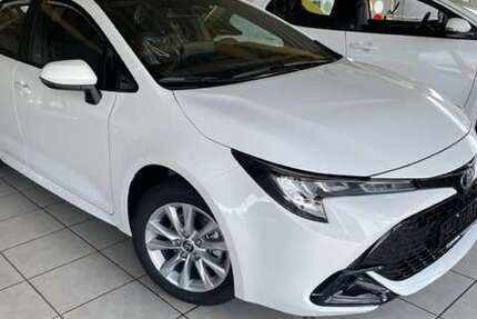 Toyota Corolla 4.000 km 25.900 &euro; Witzmannsberg 94104