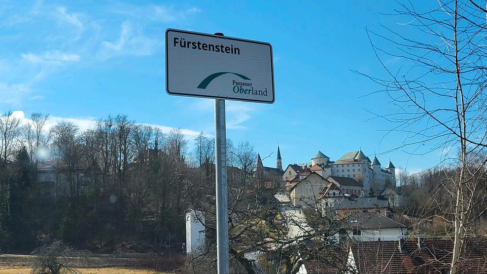 Etagenwohnung Fürstenstein - 2 Zimmer, 54 m&sup2;, 395&euro; | Angebot:26006509