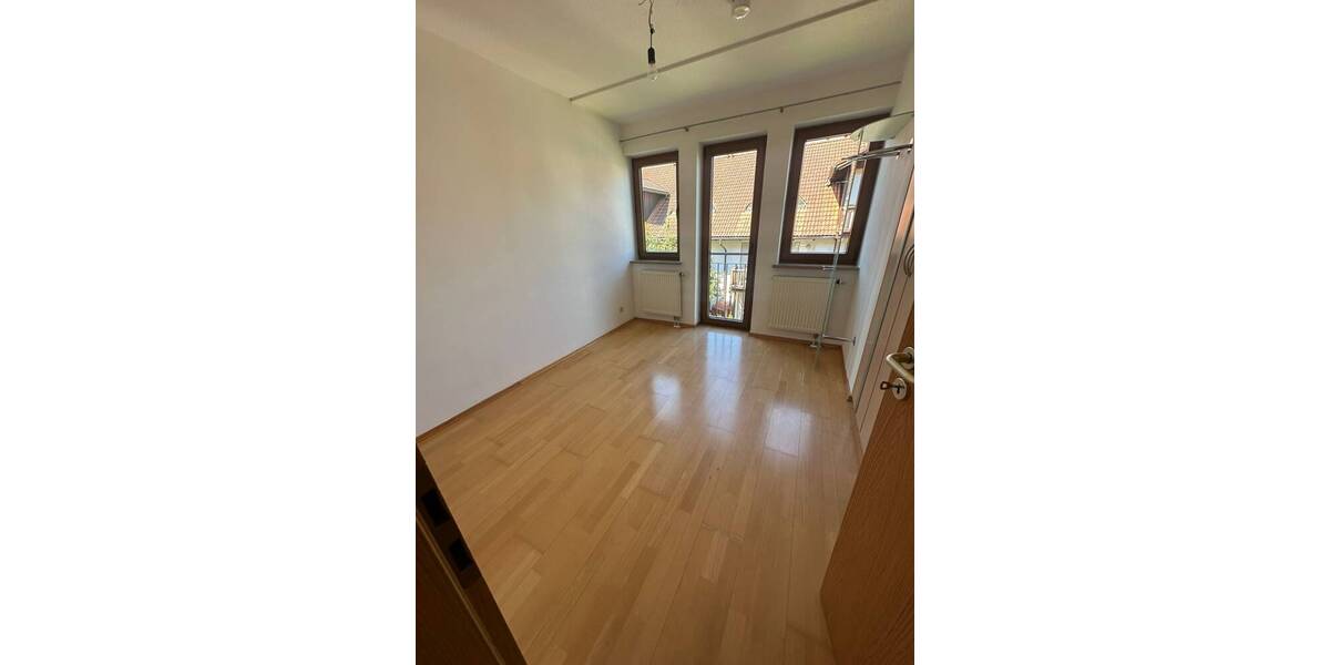 Etagenwohnung Untergriesbach - 3 Zimmer, 68 m&sup2;, 119.000&euro; | Angebot:25781287