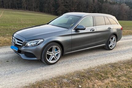 Mercedes-Benz C 350 177.000 km 16.900 &euro; Egglham 84385