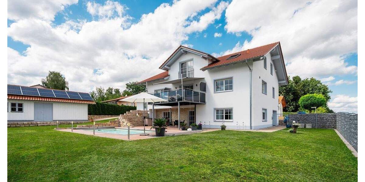 Mehrfamilienhaus, Wohnhaus Künzing Forsthart - 7 Zimmer, 343 m&sup2;, 945.000&euro; | Angebot:25679593