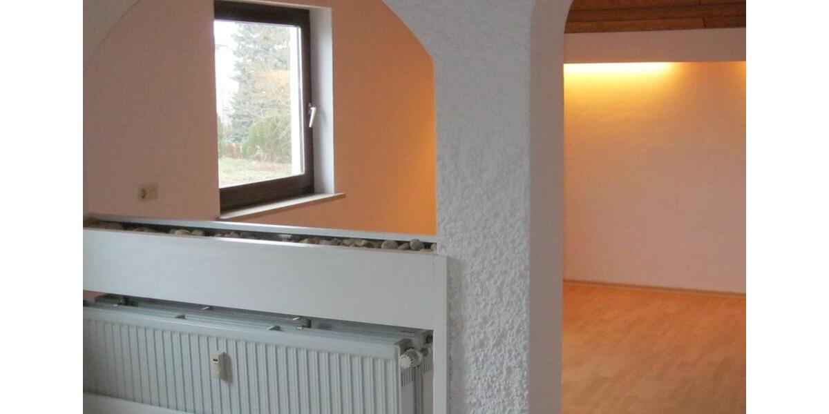 Etagenwohnung Schöllnach - 4 Zimmer, 98 m&sup2;, 600&euro; | Angebot:25626169