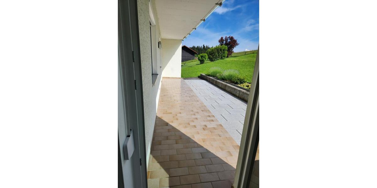 Erdgeschoßwohnung Neukirchen vorm Wald - 3 Zimmer, 105 m&sup2;, 850&euro; | Angebot:25282330