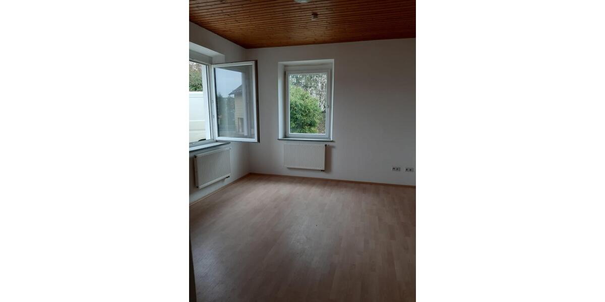 Erdgeschoßwohnung Aldersbach - 3 Zimmer, 105 m&sup2;, 700&euro; | Angebot:25146603