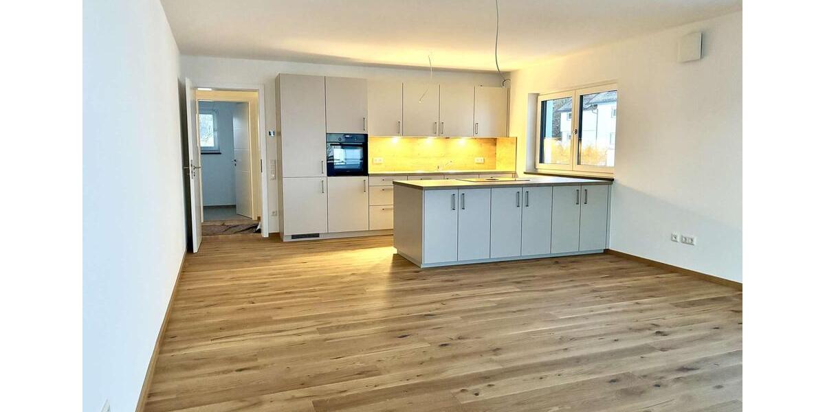 Etagenwohnung Passau Maierhof - 2 Zimmer, 77 m&sup2;, 1.050&euro; | Angebot:25378298