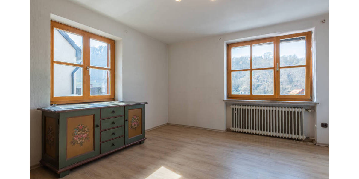 Einfamilienhaus Passau / Hals Hals - 7 Zimmer, 150 m&sup2;, 395.000&euro; | Angebot:26030012