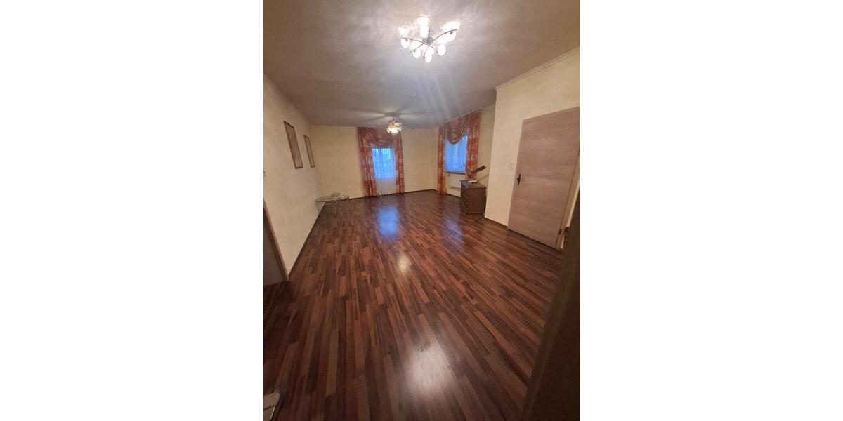 Einfamilienhaus Bad Füssing - 8 Zimmer, 230 m&sup2;, 390.000&euro; | Angebot:23384830