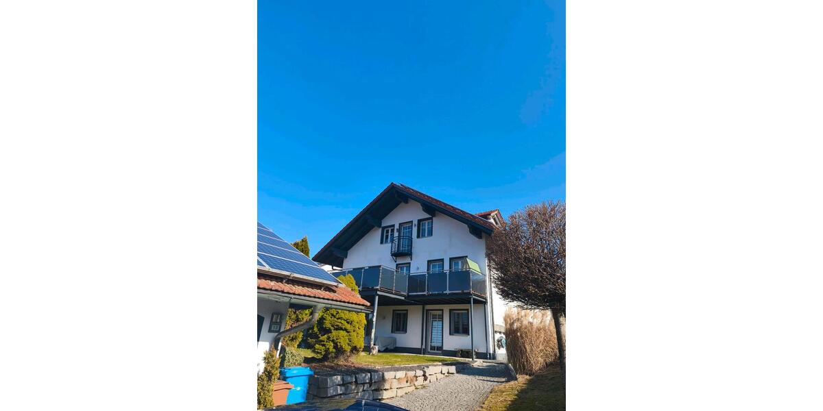 Dachgeschoßwohnung Waldkirchen - 3 Zimmer, 90 m&sup2;, 780&euro; | Angebot:25137740