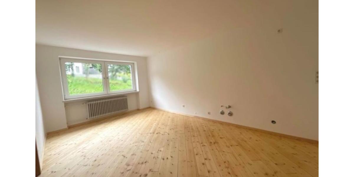 Mehrfamilienhaus, Wohnhaus Freyung - 8 Zimmer, 300 m&sup2;, 395.000&euro; | Angebot:24573135