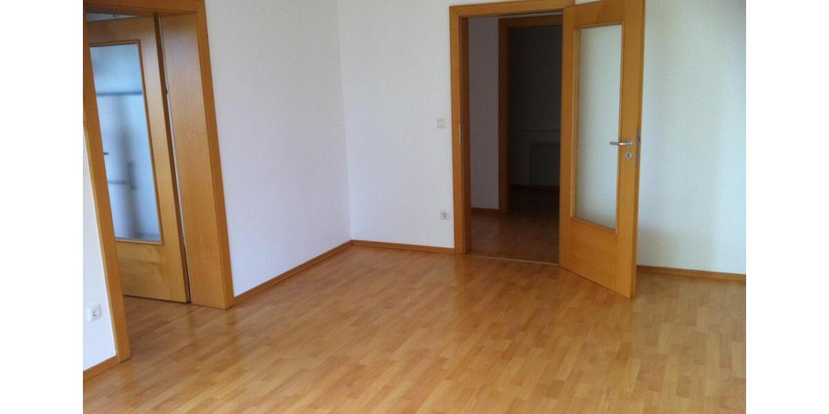 Erdgeschoßwohnung Hauzenberg - 2 Zimmer, 67 m&sup2;, 220.000&euro; | Angebot:24475589
