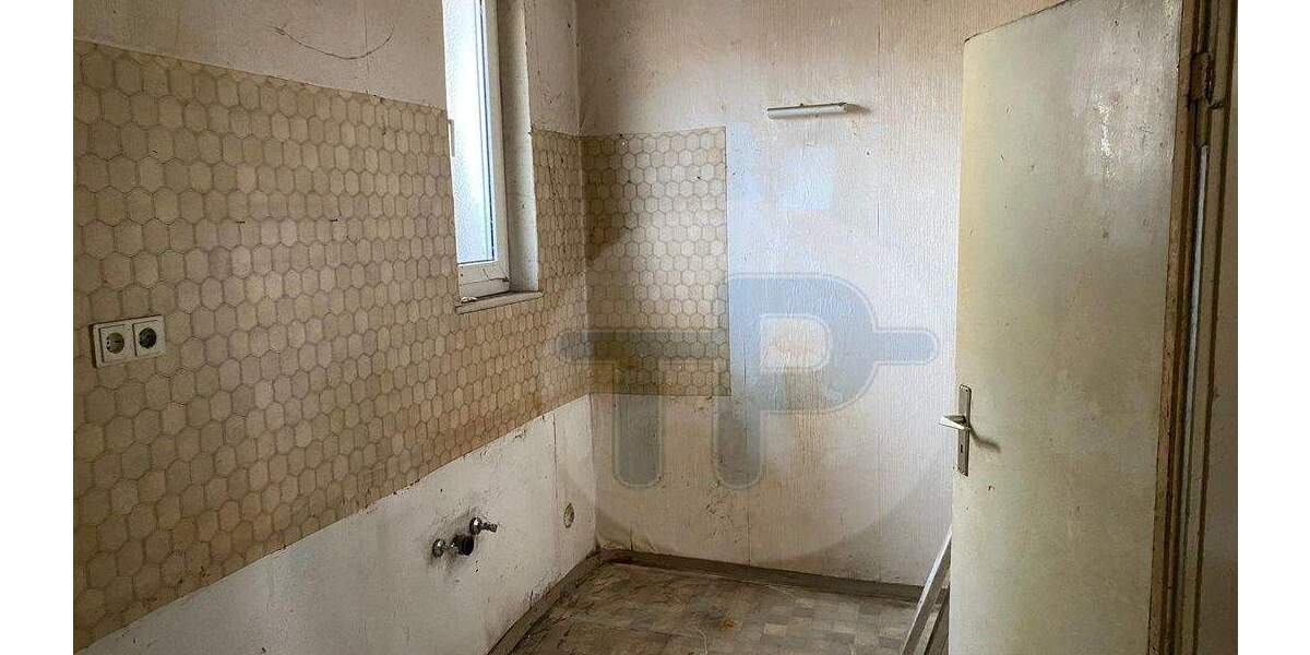 Mehrfamilienhaus, Wohnhaus Vilshofen - 6 Zimmer, 230 m&sup2;, 295.000&euro; | Angebot:25703931