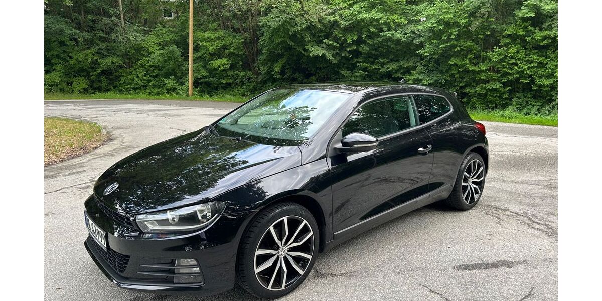 VW Scirocco 87.012 km 13.400 &euro; Hauzenberg 94051