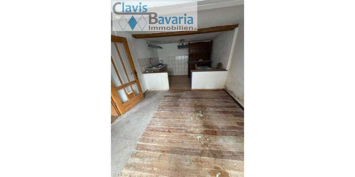 Mehrfamilienhaus, Wohnhaus Vilshofen an der Donau Vilshofen - 4 Zimmer, 127 m&sup2;, 149.000&euro; | Angebot:25800749