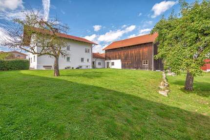 Haus Waldkirchen Richardsreut - 8 Zimmer, 177 m&sup2;, 690.000&euro; | Angebot:25742340