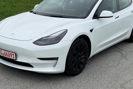 Tesla Model 3 158.000 km 24.500 &euro; Außernzell 94532