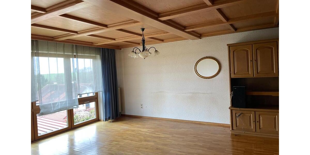 Einfamilienhaus Tiefenbach - 7 Zimmer, 270 m&sup2;, 1.450&euro; | Angebot:25442072
