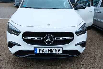 Mercedes-Benz GLA 180 22.500 km 31.100 &euro; Bad Füssing 94072