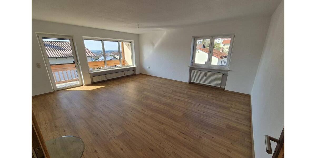 Erdgeschoßwohnung Bad Griesbach im Rottal - 3 Zimmer, 130 m&sup2;, 1.150&euro; | Angebot:25992265