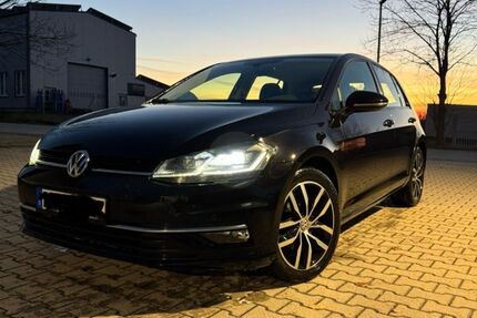 VW Golf 134.000 km 11.998 &euro; Wegscheid 94110